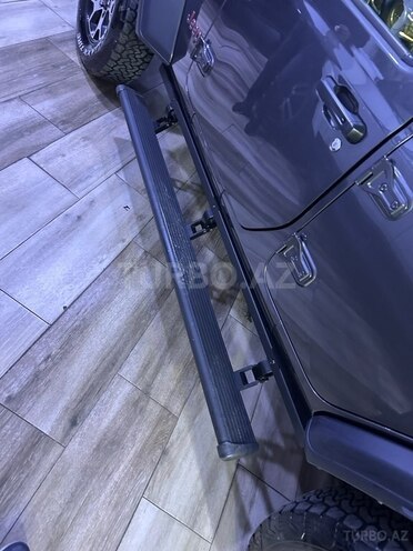 Jeep Wrangler-6