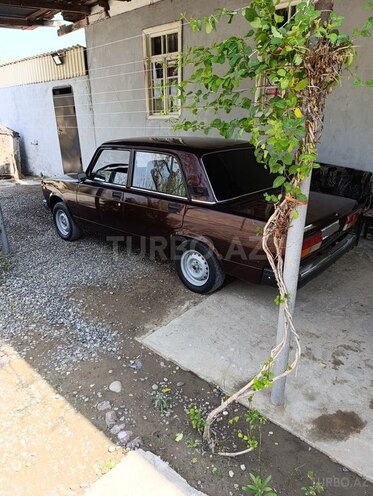 LADA (VAZ) 2107 2004, 27,000 km - 1.6 l - Saatlı