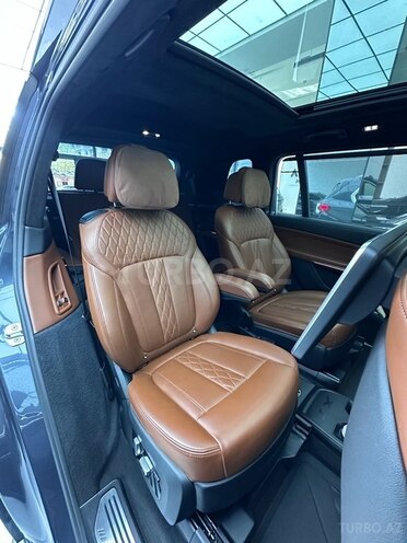 BMW X7-12