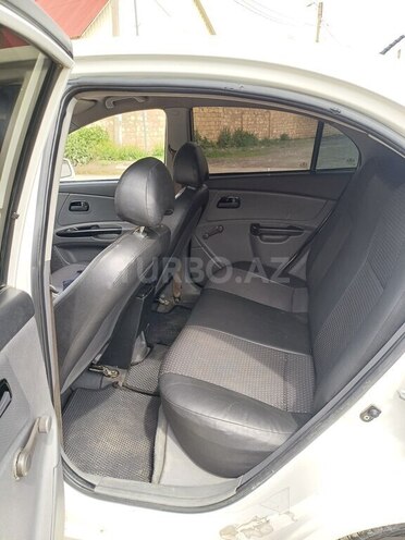 Kia Rio 2011, 400,000 km - 1.4 l - Gəncə