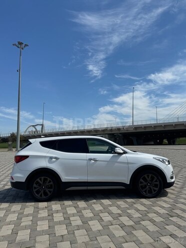 Hyundai Santa Fe 2017, 196,340 km - 2.0 л - Bakı