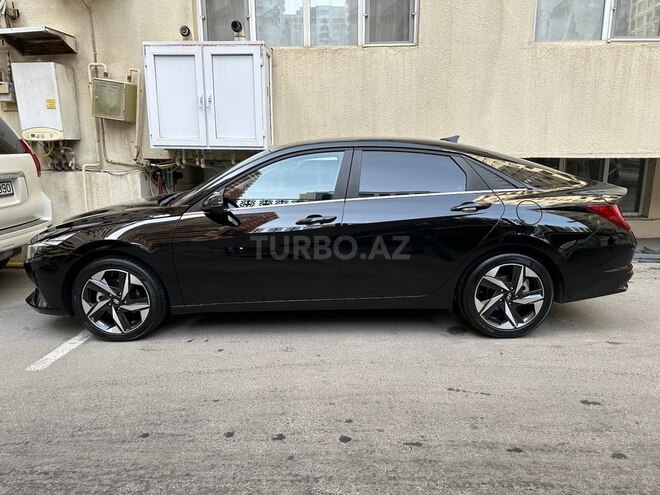 Hyundai Elantra 2022, 53,500 km - 1.6 л - Bakı