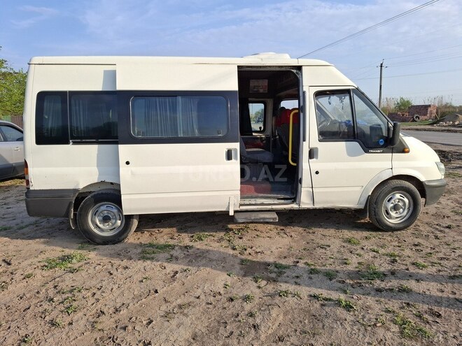 Ford Transit 2004, 304,000 km - 2.4 л - Saatlı