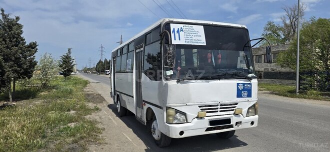 Isuzu NP 37 2008, 450,000 km - 4.3 l - Sumqayıt