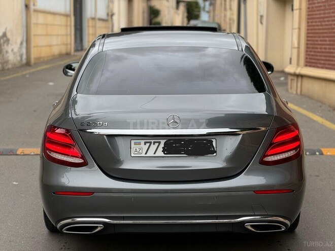 Mercedes E 220 d 2016, 124,000 km - 2.0 l - Bakı