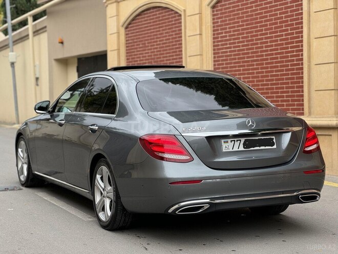 Mercedes E 220 d 2016, 124,000 km - 2.0 l - Bakı