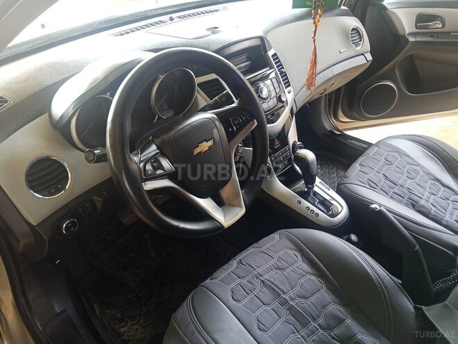 Chevrolet Cruze 2011, 272,000 km - 1.8 l - Hacıqabul