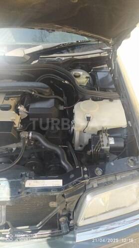 Mercedes C 200 1997, 370,000 km - 2.0 л - Bakı