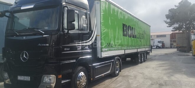 Mercedes Actros 1844 2011, 568,404 km - 12.0 л - Bakı