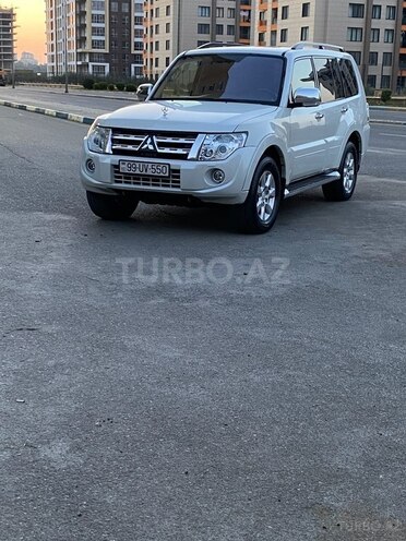 Mitsubishi Pajero 2013, 268,000 km - 3.5 l - Bakı