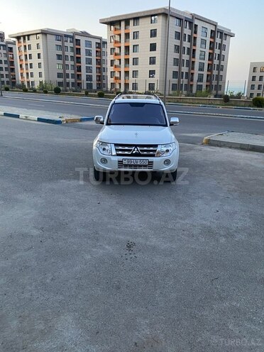 Mitsubishi Pajero 2013, 268,000 km - 3.5 l - Bakı