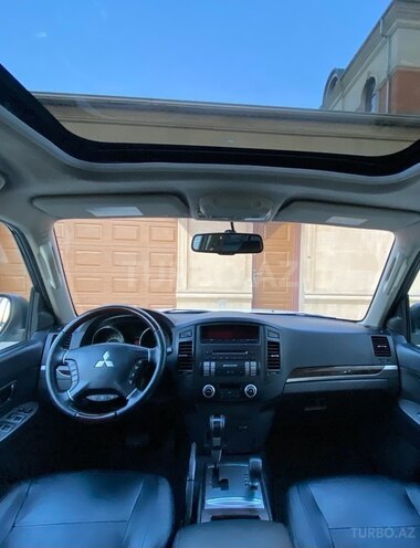 Mitsubishi Pajero 2013, 268,000 km - 3.5 l - Bakı