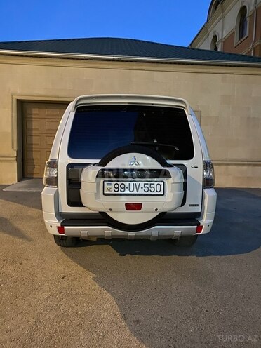 Mitsubishi Pajero 2013, 268,000 km - 3.5 l - Bakı