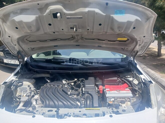 Nissan Sunny 2012, 182,000 km - 1.5 l - Bakı
