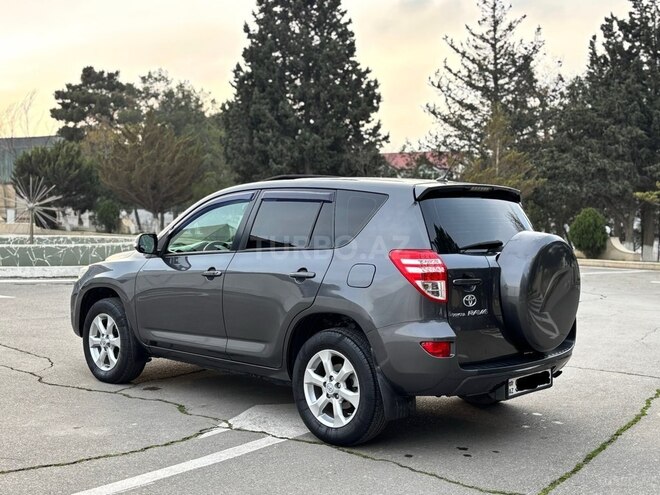 Toyota RAV4 2011, 184,000 km - 2.0 l - Bakı