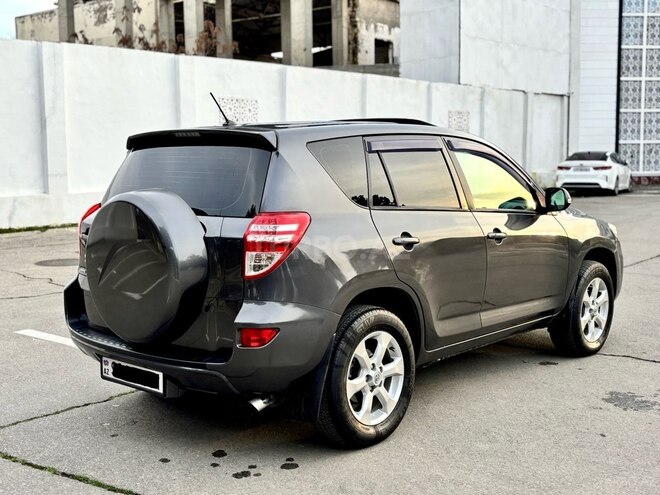 Toyota RAV4 2011, 184,000 km - 2.0 l - Bakı