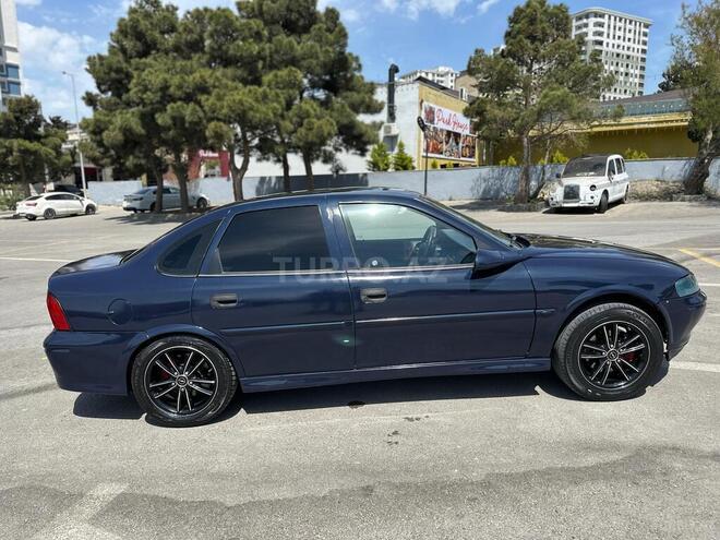 Opel Vectra 2000, 258,000 km - 1.6 l - Bakı