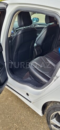 Ford Fusion (North America) 2020, 89,000 km - 2.0 л - Bakı