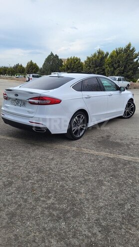 Ford Fusion (North America) 2020, 89,000 km - 2.0 л - Bakı