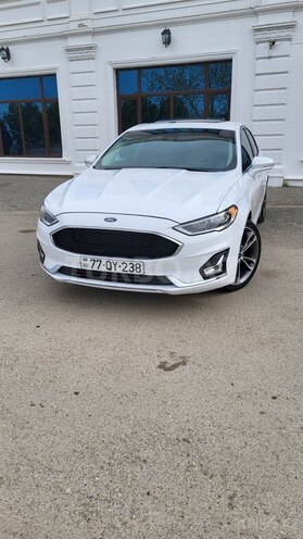 Ford Fusion (North America) 2020, 89,000 km - 2.0 л - Bakı