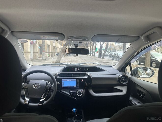 Toyota Aqua 2019, 139,000 km - 1.5 l - Bakı
