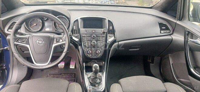 Opel Astra 2011, 286,292 km - 1.7 l - Bakı