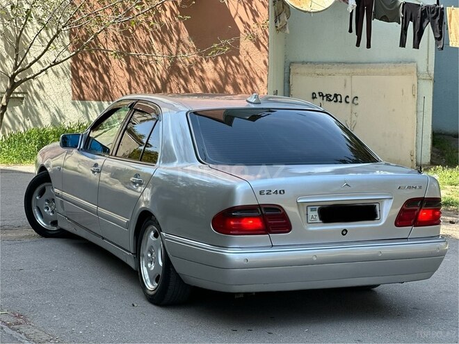 Mercedes E 240 1998, 257,841 km - 2.4 l - Bakı