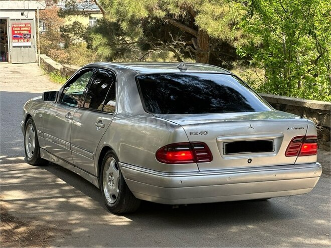 Mercedes E 240 1998, 257,841 km - 2.4 l - Bakı