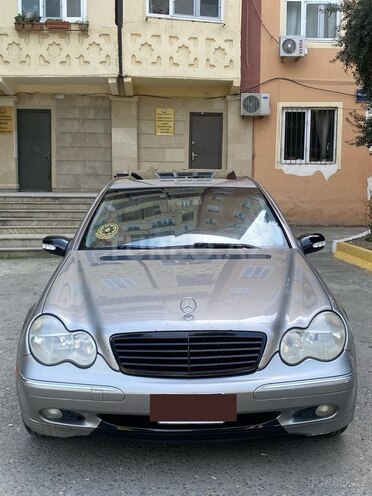Mercedes C 240 2004, 218,254 km - 2.4 l - Sumqayıt