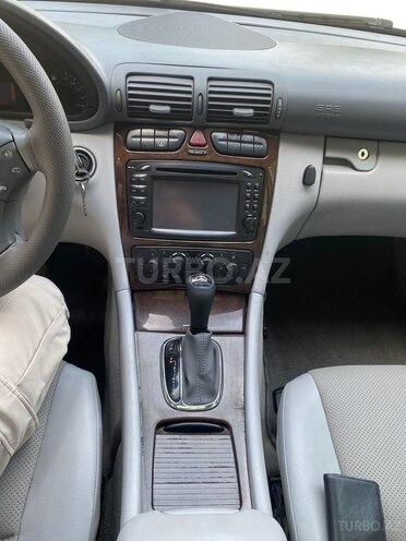 Mercedes C 240 2004, 218,254 km - 2.4 l - Sumqayıt