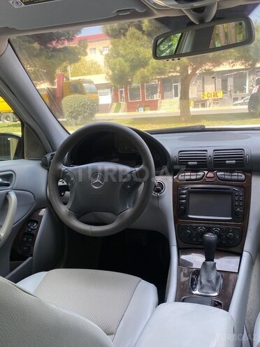 Mercedes C 240 2004, 218,254 km - 2.4 l - Sumqayıt