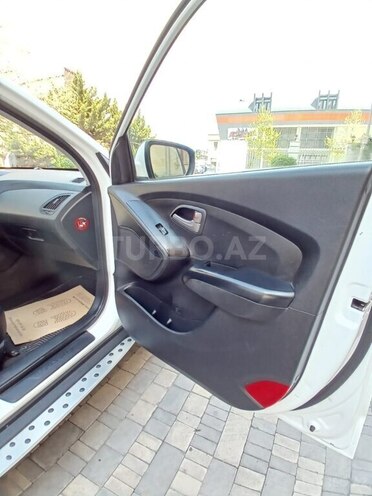 Hyundai ix35 2014, 175,000 km - 2.0 l - Bakı