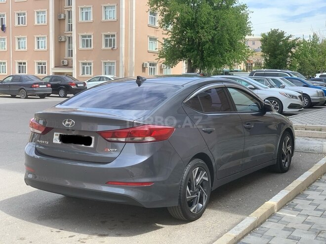 Hyundai Avante 2015, 198,000 km - 1.6 l - Naxçıvan