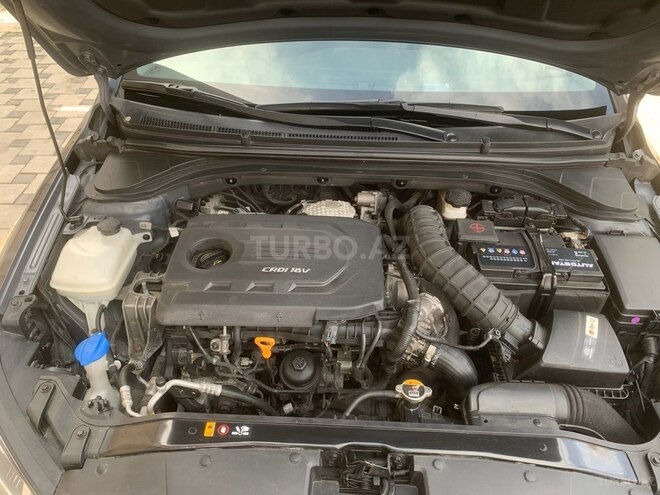 Hyundai Avante 2015, 198,000 km - 1.6 l - Naxçıvan