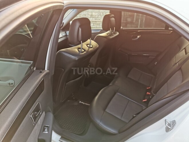 Mercedes E 220 d 2010, 285,000 km - 2.2 l - Bakı