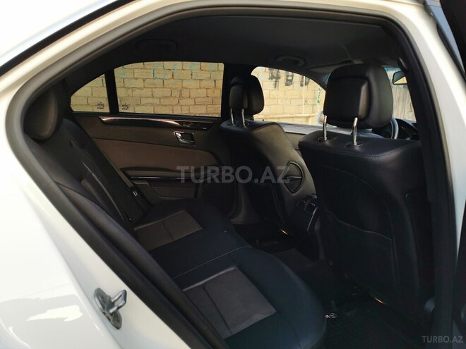 Mercedes E 220 d 2010, 285,000 km - 2.2 l - Bakı