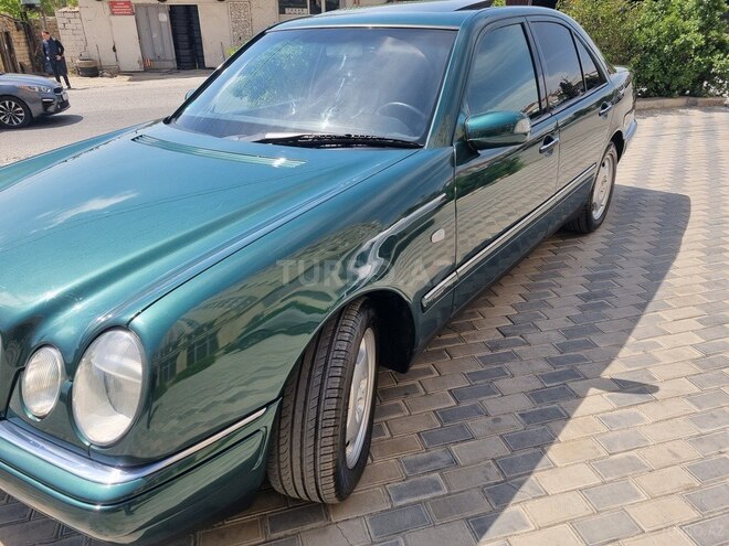 Mercedes E 230 1997, 305,137 km - 2.3 l - Bakı