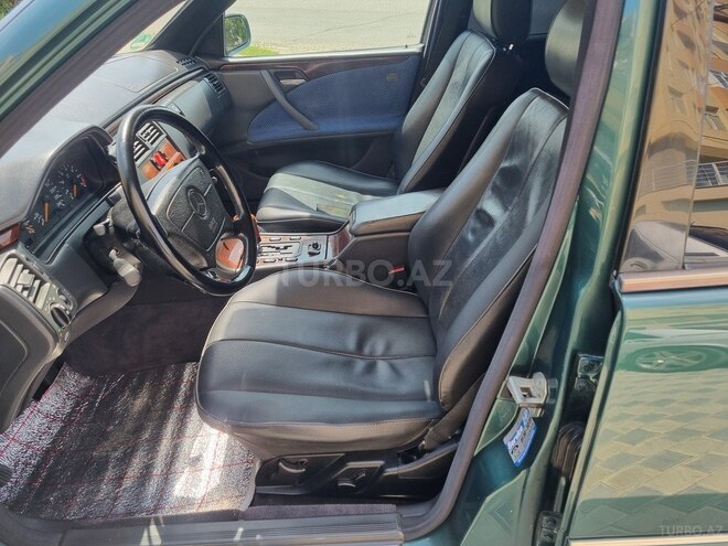 Mercedes E 230 1997, 305,137 km - 2.3 l - Bakı