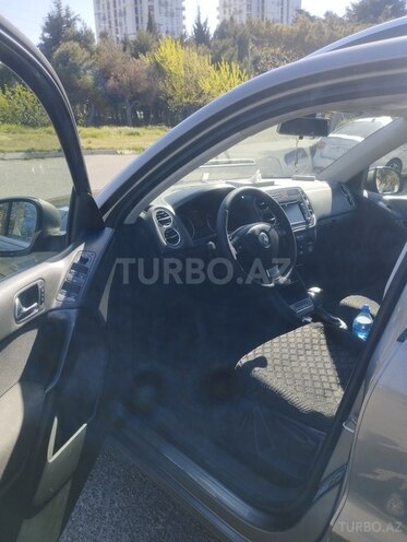 Volkswagen Tiguan 2008, 230,000 km - 2.0 l - Bakı