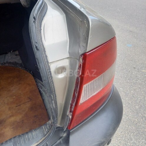 Opel Vectra 1995, 330,000 km - 1.8 l - Qazax