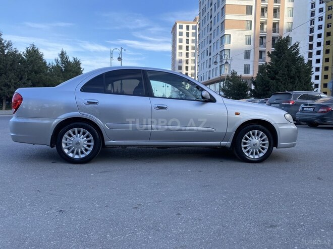 Nissan Sunny 2008, 300,000 km - 1.6 l - Bakı