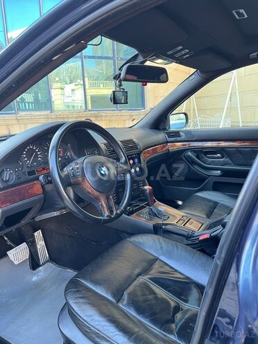 BMW 525 2002, 300,000 km - 2.5 l - Bakı