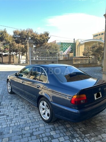 BMW 525 2002, 300,000 km - 2.5 l - Bakı