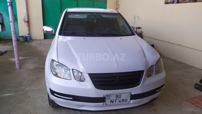 Mitsubishi Airtrek 2001, 300,000 km - 2.4 л - Bakı