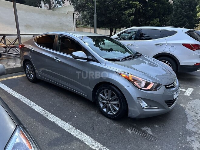Hyundai Elantra 2015, 141,461 km - 1.8 л - Bakı