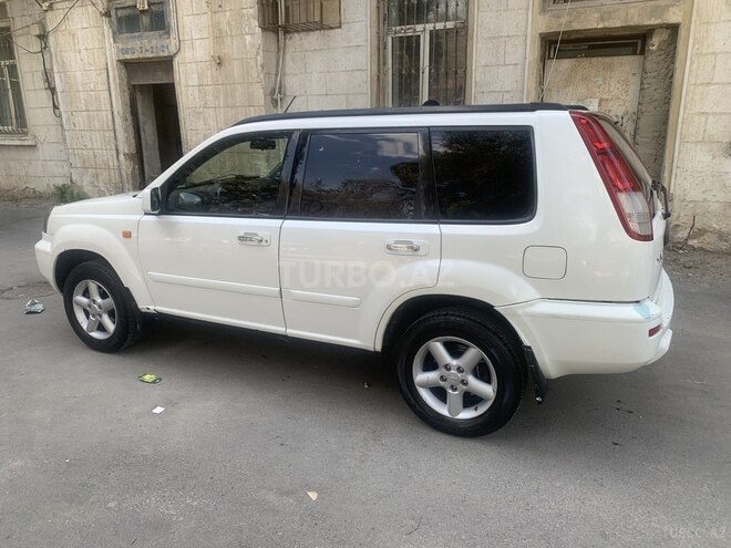 Nissan X-Trail 2002, 327,000 km - 2.0 л - Bakı