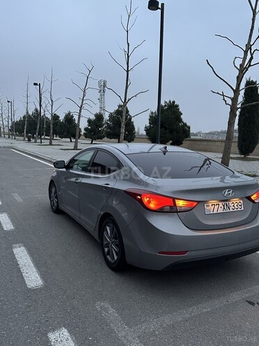 Hyundai Elantra 2015, 141,461 km - 1.8 л - Bakı