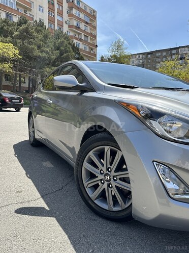 Hyundai Elantra 2015, 141,461 km - 1.8 л - Bakı