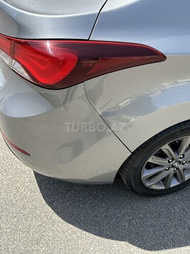 Hyundai Elantra 2015, 141,461 km - 1.8 л - Bakı