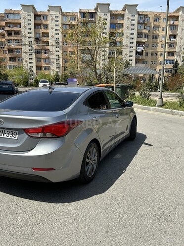 Hyundai Elantra 2015, 141,461 km - 1.8 л - Bakı